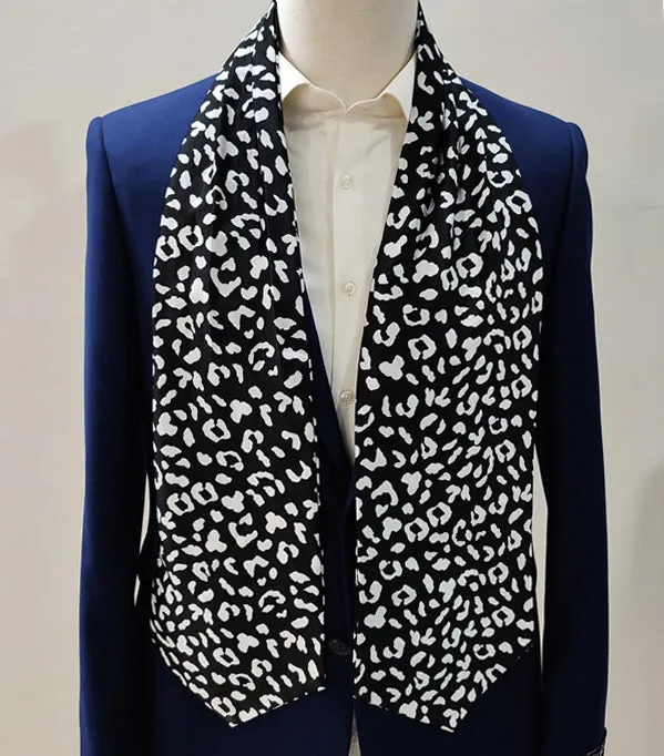 BLACK AND WHITE LEOPARD SILK ASCOTS