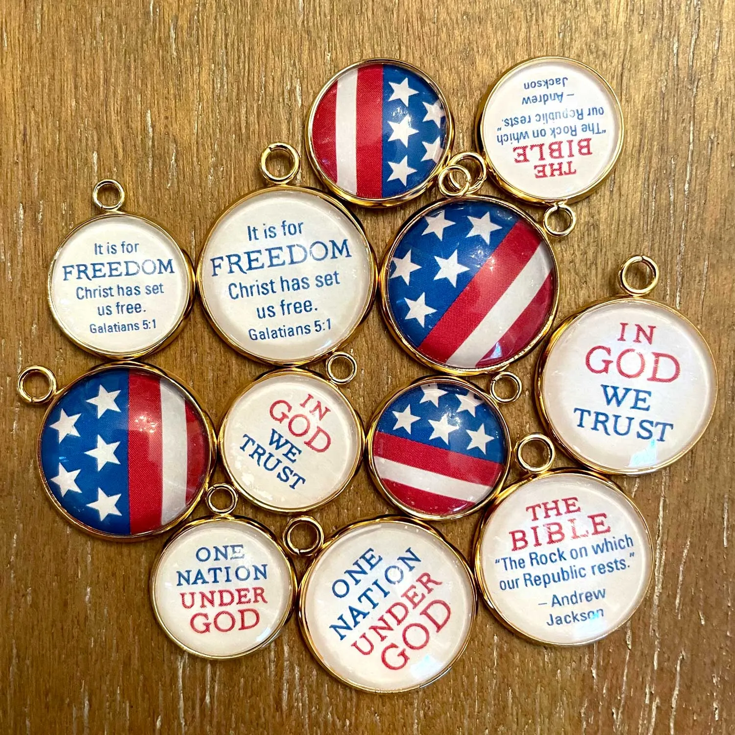 I Love America – Bulk Glass Scripture Charms Set for Jewelry Making, 16mm, 20mm, Gold