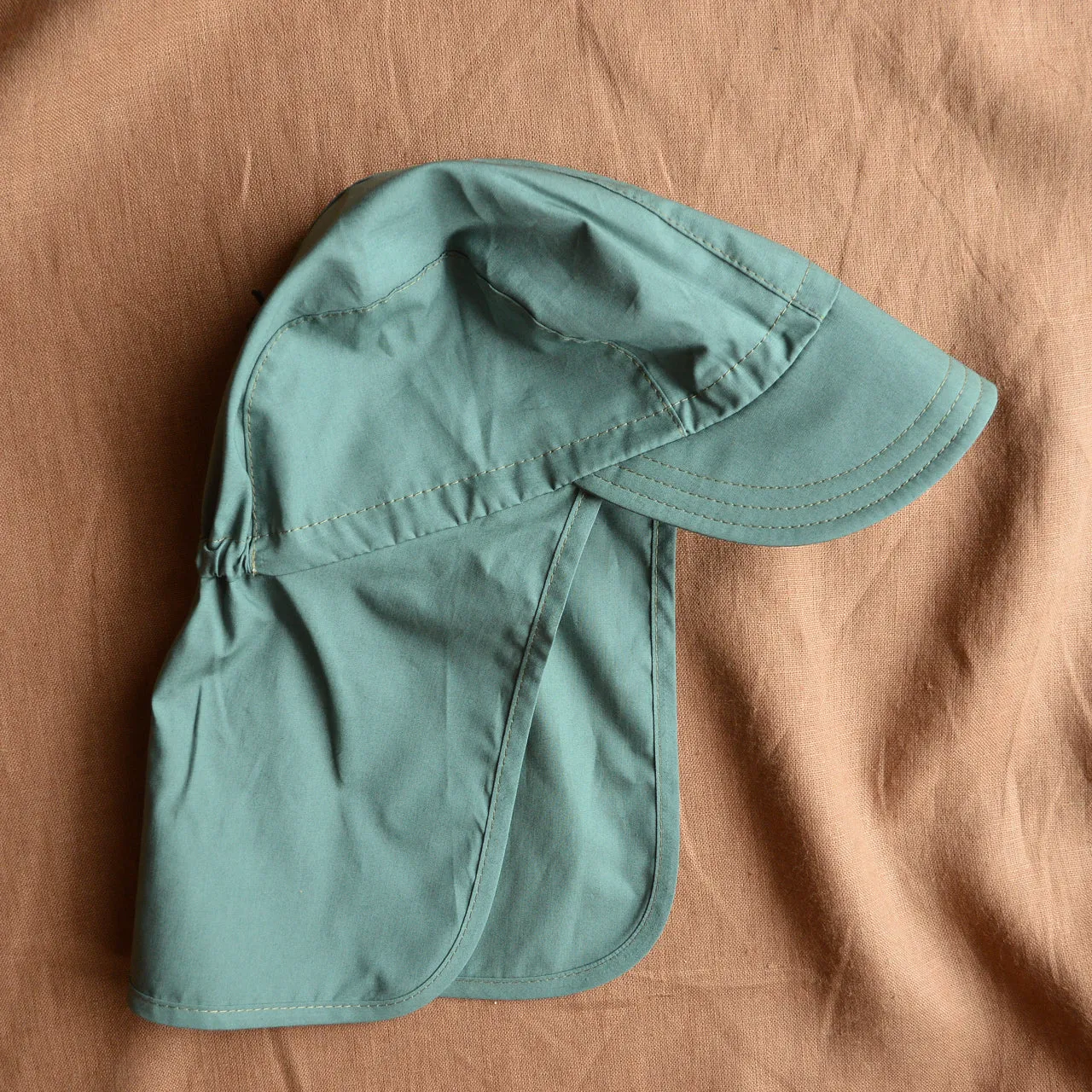 Sun Cap with Neck Protection in Organic Cotton (Child-Youth)