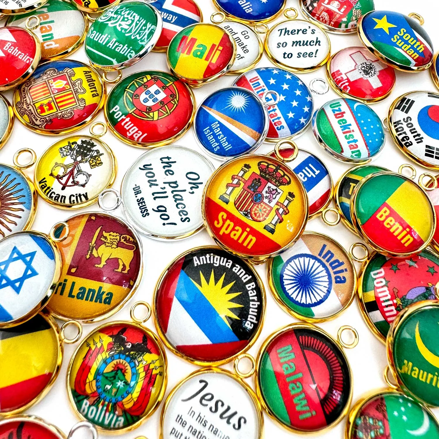 World Traveler Flags Charms – Country Flags Glass Charms for Jewelry Making, Full Color, 16mm or 20mm, Silver, Gold